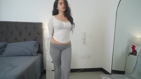 Naughty Samm online show from 24, 6, 2026