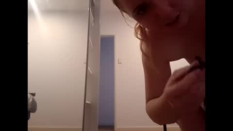 Snapshot of naughtyt333n chatting on 13, 5, 2026 Naughty Jess online show from 13, 5, 2026