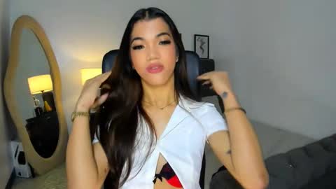 Snapshot of naughtyvixennova chatting on 16, 11, 2025 Cassie online show from 16, 11, 2025