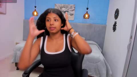 naugthy_brunette_ online show from 17, 3, 2026