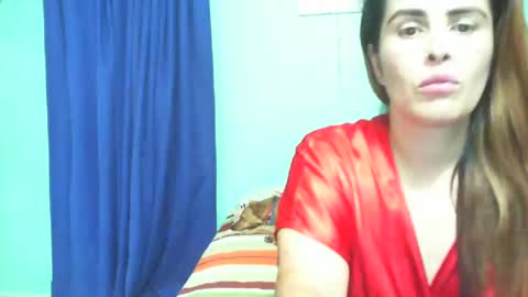 Snapshot of naugthymilf23 chatting on 11, 10, 2025 keyra online show from 11, 10, 2025