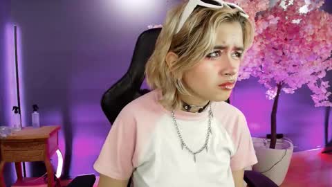 Navier  online show from 6, 11, 2025