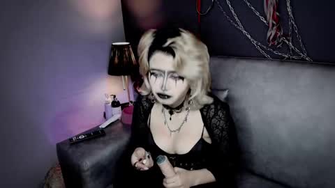 Navier  online show from 15, 12, 2025