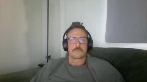 Snapshot of nawtydom1977 chatting on 5, 11, 2025 nawtydom1977 online show from 5, 11, 2025