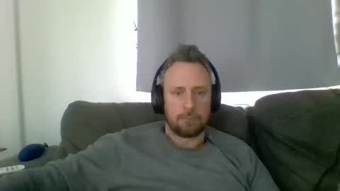 Snapshot of nawtydom1977 chatting on 5, 1, 2026 nawtydom1977 online show from 5, 1, 2026