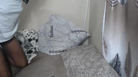 nawtylarissa_ online show from 18, 10, 2025