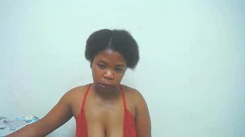 Snapshot of nawtylilbooty chatting on 15, 9, 2025 nawtylilbooty online show from 15, 9, 2025
