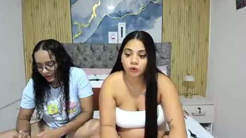 Snapshot of nay_and_aleja chatting on 10, 7, 2026 nay_and_aleja online show from 10, 7, 2026