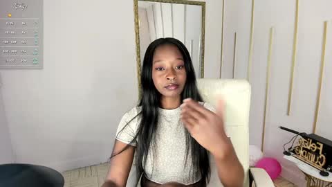 Snapshot of nayariskaya chatting on 14, 1, 2025 Nayaris 3 online show from 14, 1, 2025