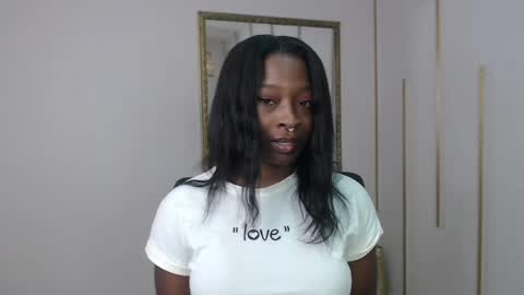Snapshot of nayariskaya chatting on 14, 5, 2026 Nayaris 3 online show from 14, 5, 2026