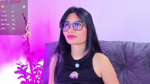 Snapshot of nayecloud chatting on 26, 6, 2026 Naye online show from 26, 6, 2026