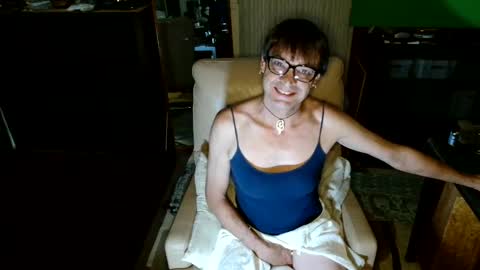 Hi Im CJ online show from 8, 2, 2025