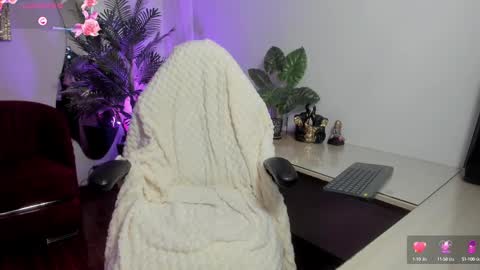 Snapshot of nebetcolin chatting on 11, 3, 2025 Hellen online show from 11, 3, 2025