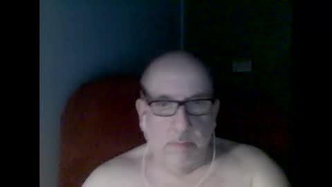 Snapshot of needlesslove chatting on 12, 1, 2026 Tom online show from 12, 1, 2026