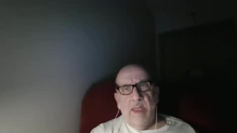 Snapshot of needlesslove chatting on 28, 3, 2026 Tom online show from 28, 3, 2026