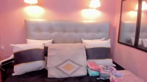 Snapshot of neferet_opal chatting on 16, 7, 2026 neferet_opal online show from 16, 7, 2026