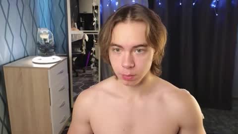 Negan online show from 7, 10, 2025