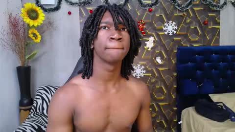Snapshot of negga_cum chatting on 25, 11, 2025 NEGGA online show from 25, 11, 2025