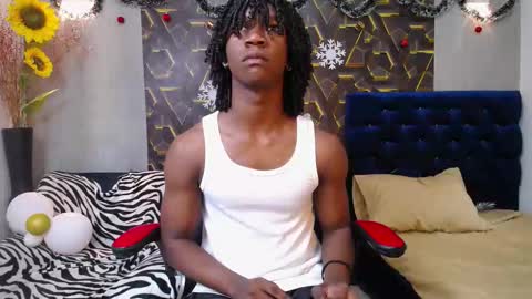 Snapshot of negga_cum chatting on 1, 12, 2025 NEGGA online show from 1, 12, 2025