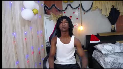 Snapshot of negga_cum chatting on 16, 12, 2025 NEGGA online show from 16, 12, 2025