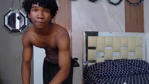 Snapshot of negga_cum chatting on 15, 1, 2026 NEGGA online show from 15, 1, 2026