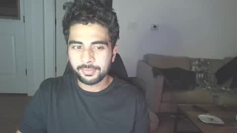 Snapshot of neilsing chatting on 15, 10, 2025 neil online show from 15, 10, 2025