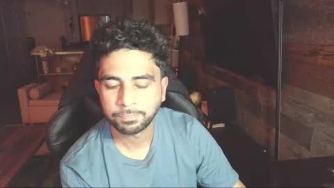 Snapshot of neilsing chatting on 6, 1, 2026 neil online show from 6, 1, 2026