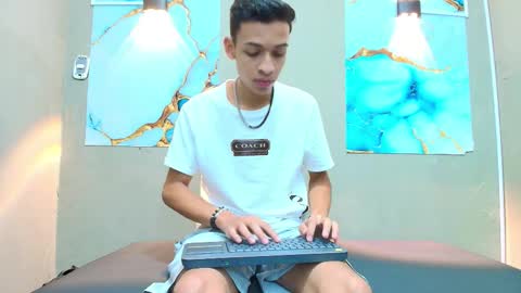 Snapshot of neithan_bleyt chatting on 21, 10, 2025 NEITHAN online show from 21, 10, 2025