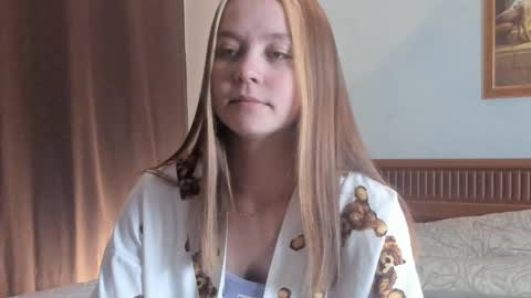 Lana online show from 17, 2, 2025