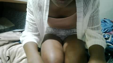 nelia_84 online show from 12, 7, 2026