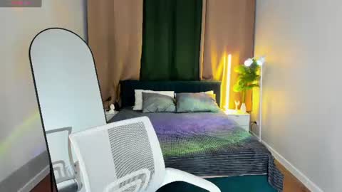 nelie_evans online show from 14, 6, 2026