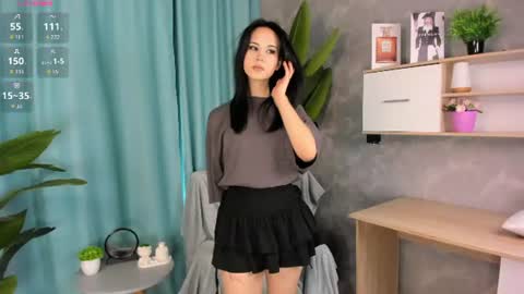 Snapshot of nelliefoster chatting on 22, 6, 2026 Alisa online show from 22, 6, 2026