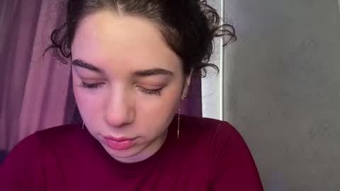 Angelihee online show from 17, 4, 2026