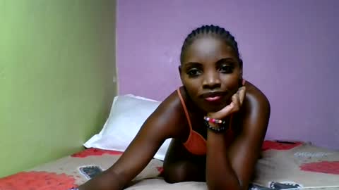 Snapshot of nelly_ebony5 chatting on 23, 6, 2026 nelly_ebony5 online show from 23, 6, 2026