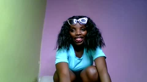 Snapshot of nelly_ebony5 chatting on 27, 6, 2026 nelly_ebony5 online show from 27, 6, 2026