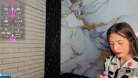 Salome Nena cupcake online show from 4, 11, 2025