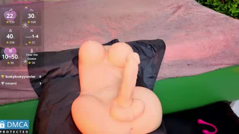 Snapshot of nena_cupcake_ chatting on 23, 4, 2026 Salome Nena cupcake online show from 23, 4, 2026