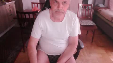Snapshot of neno89654 chatting on 10, 3, 2026 neno89654 online show from 10, 3, 2026