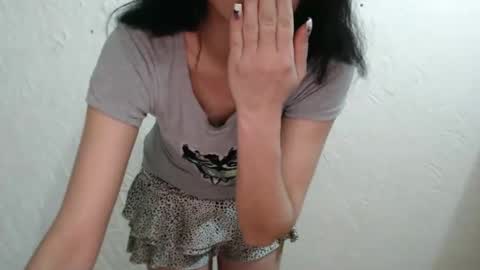 Snapshot of nensyfay_ chatting on 12, 1, 2025 Nensy online show from 12, 1, 2025
