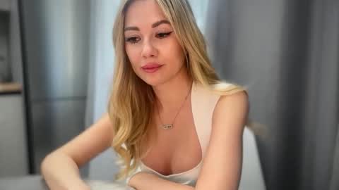 NensySafrons online show from 28, 4, 2026