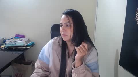 Snapshot of neny445 chatting on 4, 3, 2025 kelly lopez online show from 4, 3, 2025