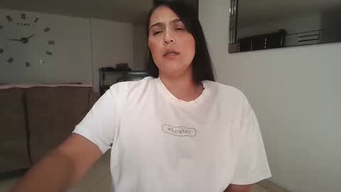 Snapshot of neny445 chatting on 30, 9, 2025 kelly lopez online show from 30, 9, 2025