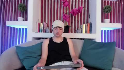Zarek  online show from 14, 5, 2026