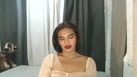 neomi online show from 28, 11, 2025