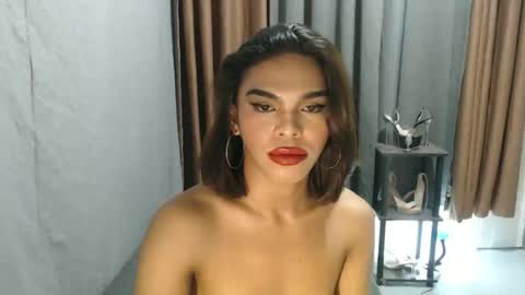 Snapshot of neomi_hardcock chatting on 26, 4, 2026 neomi online show from 26, 4, 2026