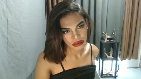 Snapshot of neomi_hardcock chatting on 28, 4, 2026 neomi online show from 28, 4, 2026