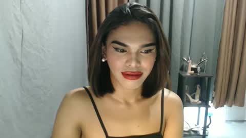 Snapshot of neomi_hardcock chatting on 29, 4, 2026 neomi online show from 29, 4, 2026
