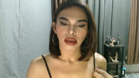 Snapshot of neomi_hardcock chatting on 8, 5, 2026 neomi online show from 8, 5, 2026