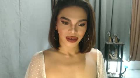 Snapshot of neomi_hardcock chatting on 28, 5, 2026 neomi online show from 28, 5, 2026