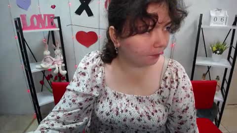 Snapshot of neonilalisova chatting on 6, 10, 2025 NeonilaLisova online show from 6, 10, 2025